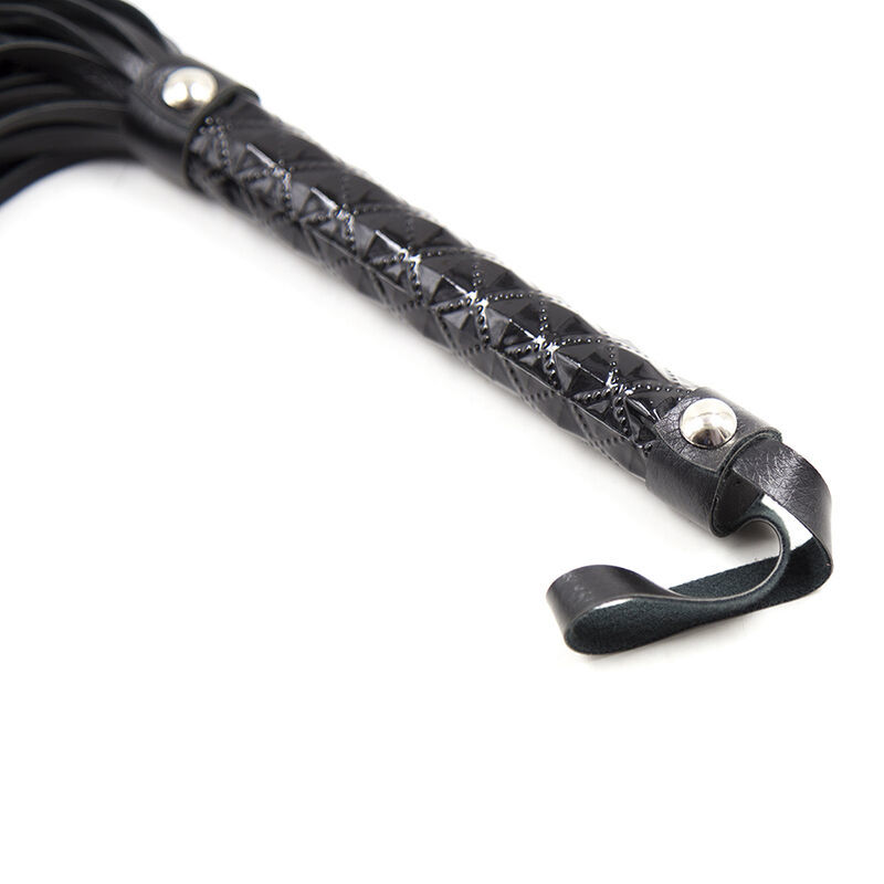 FLOGGER CON MODELLO DI DIAMANTI FETISH OHMAMA  