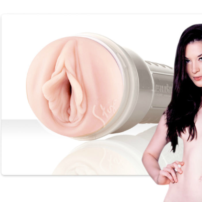 FLESHLIGHT GIRLS VAGINA STOYA DESTROYA  