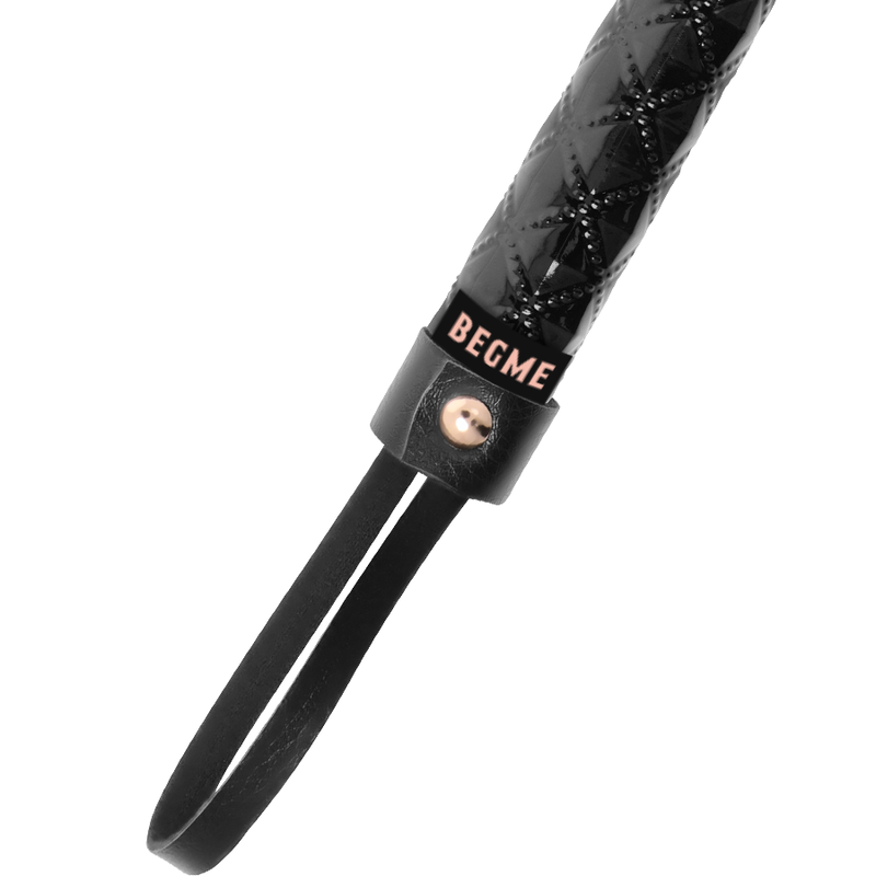 BEGME BLACK EDITION FLOGGER IN PELLE VEGANA  