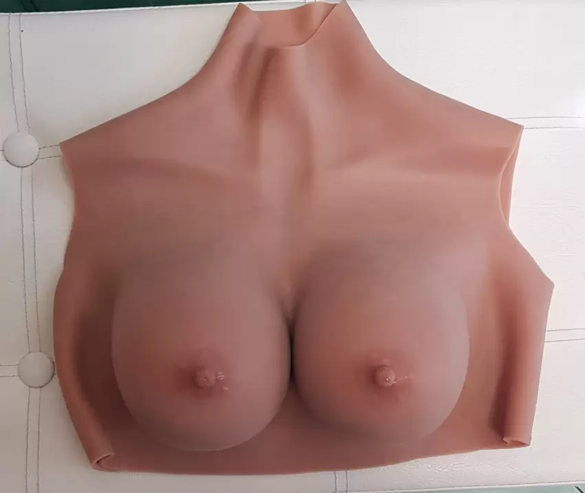 Forme per il seno in silicone .Seni finti coppa D  