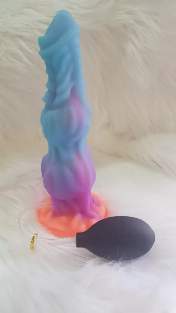 Dildo Triton con pompetta per spruzzo  